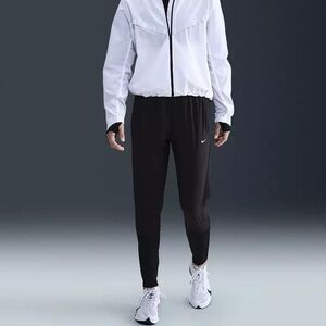 NWT Nike Swift Mid-Rise Running Pants